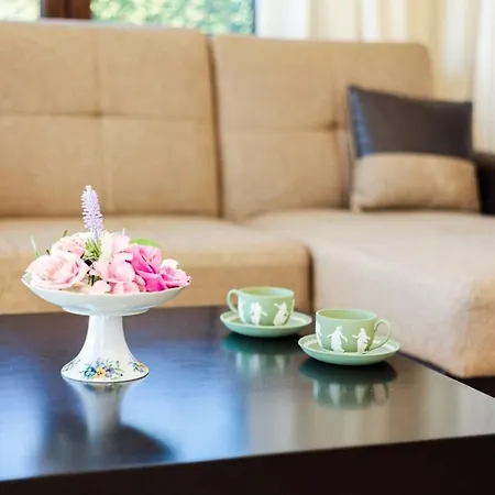 Armonia - Beachfront Majestic Retreat 度假居 *