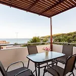 Armonia - Beachfront Majestic Retreat 度假居 Petalídhion