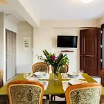 Armonia - Beachfront Majestic Retreat 度假居