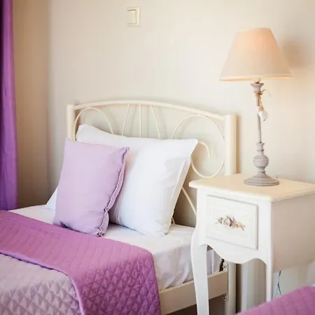 Holiday home Armonia - Beachfront Majestic Retreat *