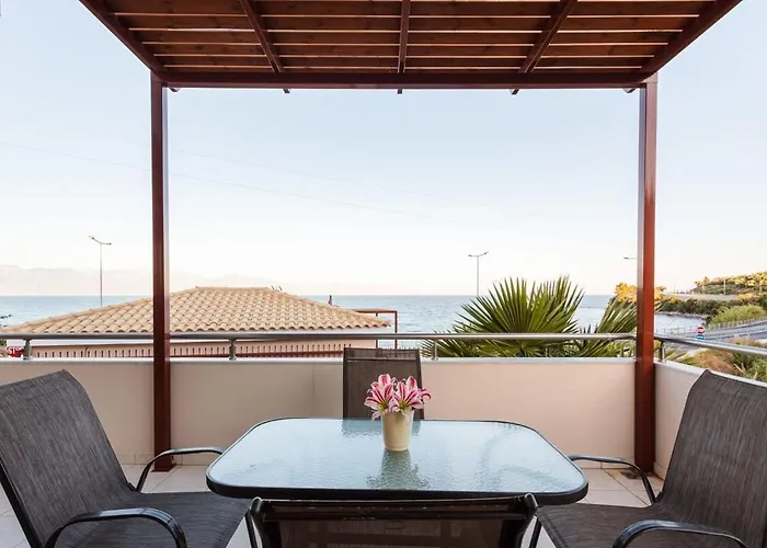 Σπίτι διακοπών Armonia - Beachfront Majestic Retreat Πεταλίδι