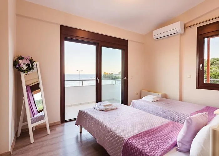 Armonia - Beachfront Majestic Retreat * Πεταλίδι