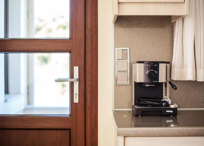 Armonia - Beachfront Majestic Retreat * Πεταλίδι