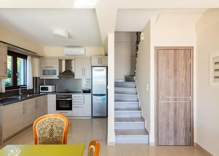 Armonia - Beachfront Majestic Retreat Σπίτι διακοπών *